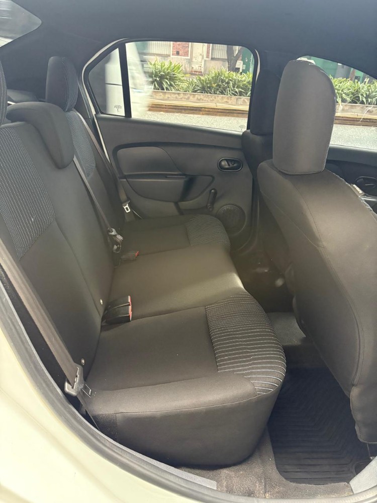 Renault Logan Life — foto 10